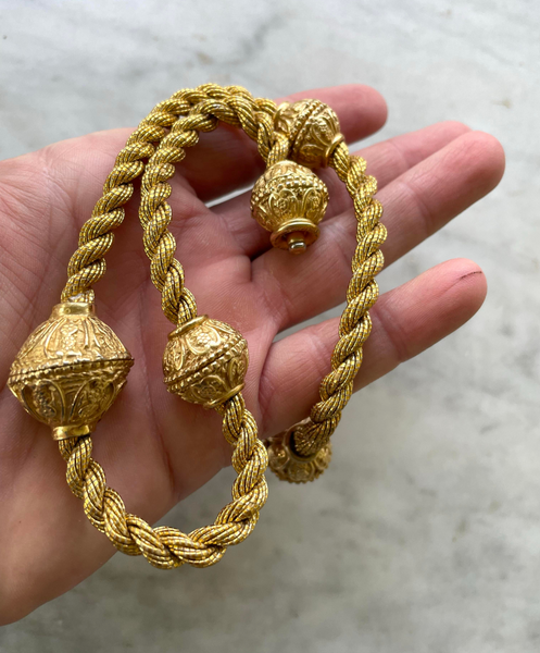 15" Vintage 1980s Braid & Bead Gold Plated Necklace