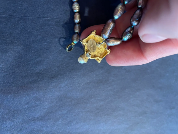 Vintage Fresh Water Pearl Necklace with Gold Tone Pendant