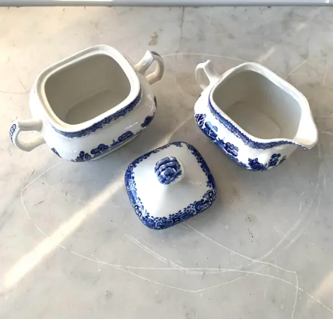 Vintage Blue Willow Creamer & Sugar Bowl w/Lid - Woods Ware