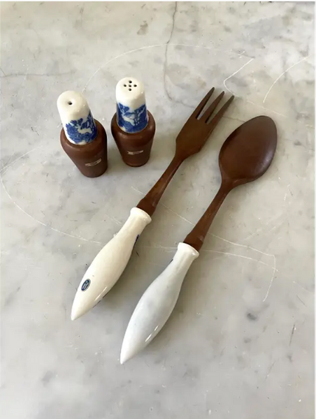 Vintage Blue Willow Serving Pieces - Salad Server, Salt and Pepper Shakers