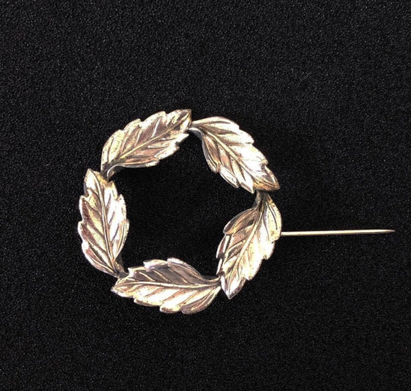 Beau Sterling Silver Leaf Motif Pin