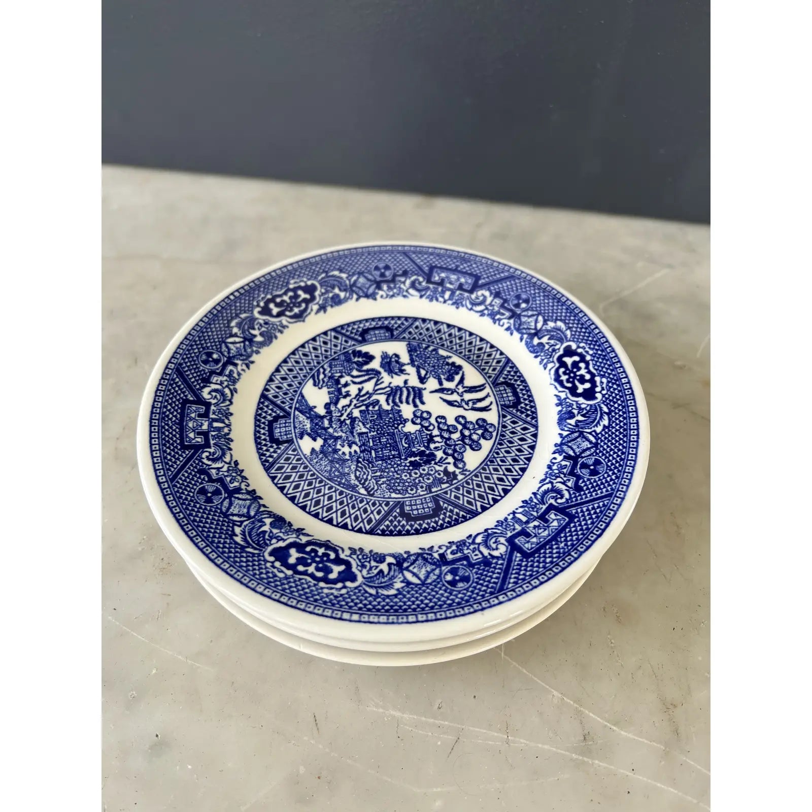 Vintage blue willow hot sale